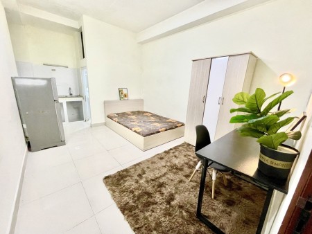 Phòng trọ giá rẻ Cộng Hòa, P13, Tân Bình ngay đường Trường Chinh, Hòang Văn Thụ 5p, 30m2