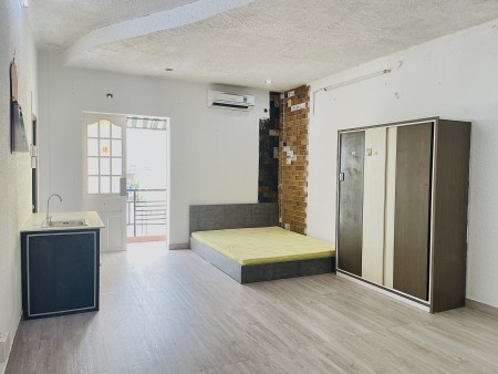 Trọ giá siêu rẻ Trường Chinh_Tân Phú FULL nội thất có bancol ngay Cộng Hòa_cv.Hoàng Văn Thụ_5p., 25m2
