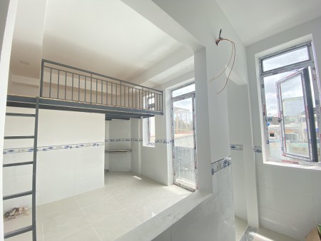 Cho thuê phòng trọ ban công riêng_Lê Trọng Tấn, Tân Phú, 30m2