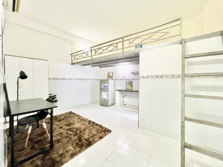Trọ siêu giá rẻ Bạch Đằng_p2_Tân Bình_FULL NT_Cửa sổ to_ngay sân bay_cv.Gia Định_5p., 30m2