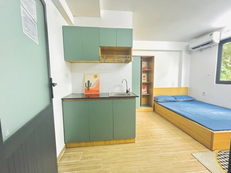 Studio - cửa sổ thoáng - gần GO Nguyễn Thị Thập, 28m2
