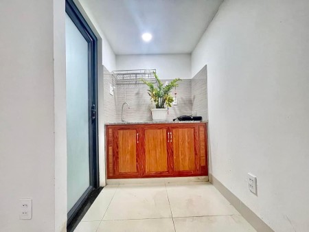 Phòng trọ giá rẻ chỉ 3.5tr gần ngã tư Bảy Hiền , 30m2