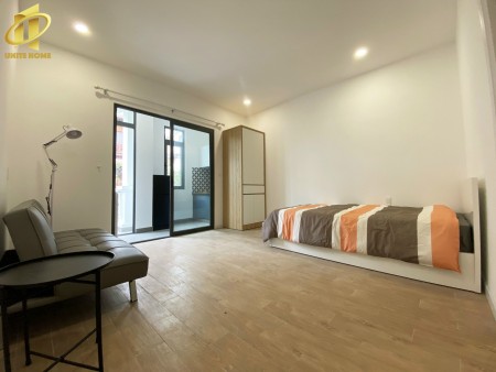 CHDV 1PN máy giặt riêng,ban công thoáng mát - nằm gần LOTTE quận 7, 35m2