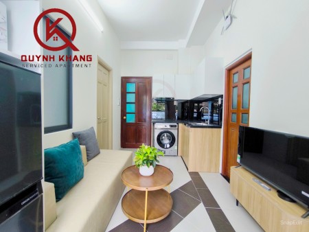 Cho thuê căn hộ 2PN, ban công, Q3, máy giặt riêng gần Coopmart Nhiêu Lộc, cầu Trần Quang Diệu, 40m2