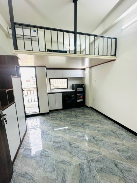 Phòng trọ có bancol giá rẻ ở được 4-5 người gần đh Văn Hiến Tân Phú, 35m2