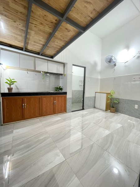  PHÒNG TRỌ SINH VIÊN SIÊU RẺ NGAY BIG C TRƯỜNG CHINH, 35m2