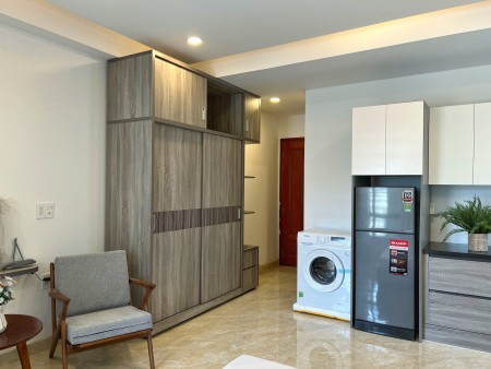 CHO THUÊ CHDV STUDIO NGAY BV QUẬN 5, 35m2