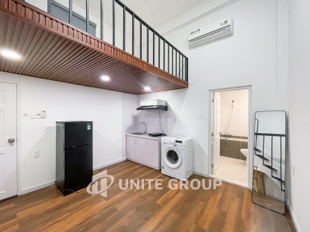 Căn hộ DUPLEX full nội thất nằm ngay chợ Lý Phục Man, khu chế xuất Tân Thuận, 30m2