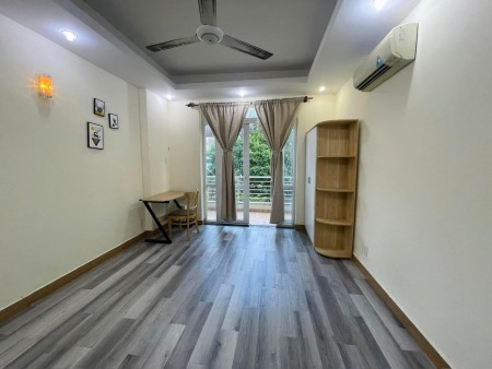 Căn Hộ STUDIO - Ban Công - KDC SADECO Q7 - Đh TDTU, RMIT - Cầu Ông Lớn - Lotte - giá yêu thương, 28m2