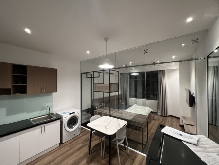 TRỐNG SẴN PHÒNG CỬA SỔ CÔ GIANG QUẬN 1, 30m2