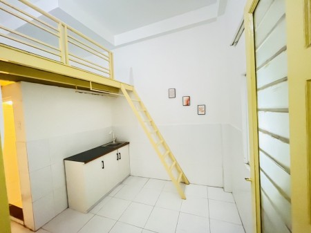 Ngay Cộng Hòa _ Đối Diện Etown_ Gần Công Viên Hoàng Văn Thụ _ Chỉ 3tr2, 25m2