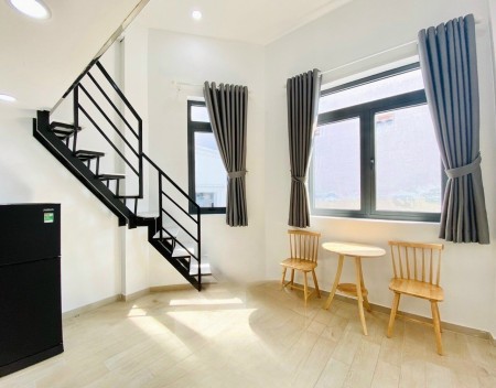 Trống sẵn căn Duplex như hình full nội thất, thoáng mát, ánh sáng cả ngày view đẹp, gần Lotte, kcx,, 30m2