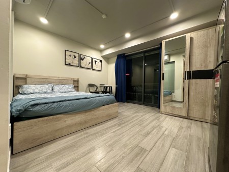 Cho thuê căn hộ studio Q3, ban công, thang máy, gần chợ Tân Định, cầu Công Lý, cầu Lê Văn Sỹ, 30m2