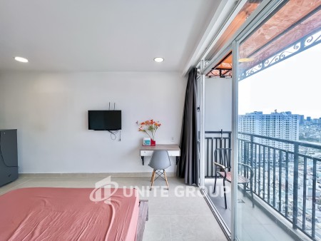 Studio ban công full nội thất view triệu đô ngay Lâm Văn Bền Q7, 32m2