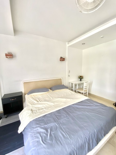 CẬP NHẬT STUDIO ban công lớn full nội thất nằm ngay trung tâm quận 7, 30m2