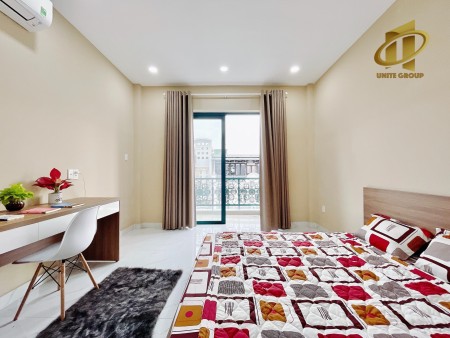 Căn hộ 1 phòng ngủ Ban công ngay Trung Tâm Q7, 35m2
