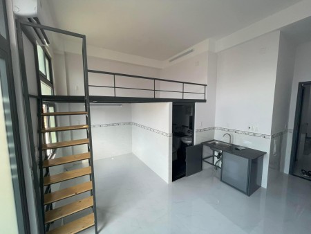 Trống một phòng có thể dọn vào ở liền_ Free 2 xe_ Gần ĐH Công Thương_ Lê Trọng Tấn, 30m2