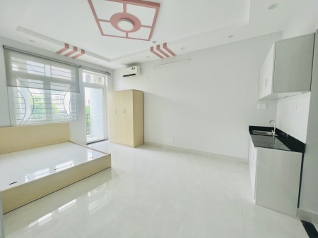 CHÍNH CHỦ CHO THUÊ STUDIO BAN CÔNG ĐẦY ĐỦ NỘI THẤT, MỚI TOANH NGAY QUẬN 6, 40m2
