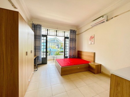 CĂN HỘ TÁCH BẾP BANCON SIÊU PHẨM TẠI QUẬN 7 / GẦN KCX, CRESCENT MALL, 35m2