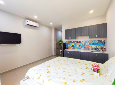 Căn hộ studio full nội thất gần trường THPT Nguyễn Thượng Hiền quận Tân Bình, 35m2