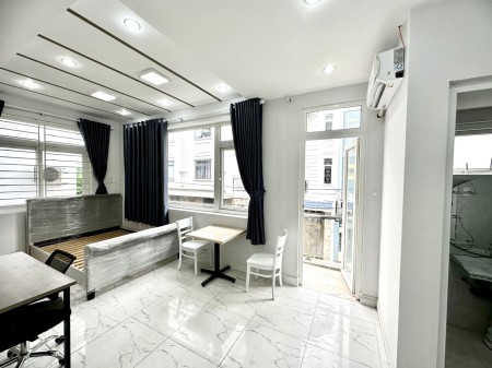 Trống căn Studio ban công full nội thất gần Lotte, cầu kênh tẻ, kdc trung sơn, 40m2
