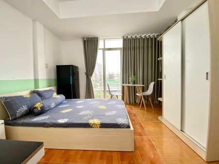 Phòng ban công cho thuê gần ĐH Văn Hiến chỉ từ 4x, 35m2