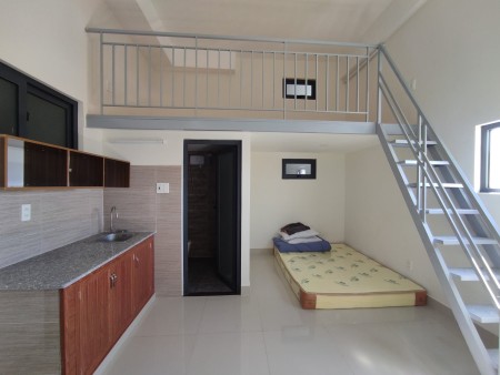 Cho thuê căn hộ có gác rộng 35m2_Âu Cơ, Tân Bình, 35m2