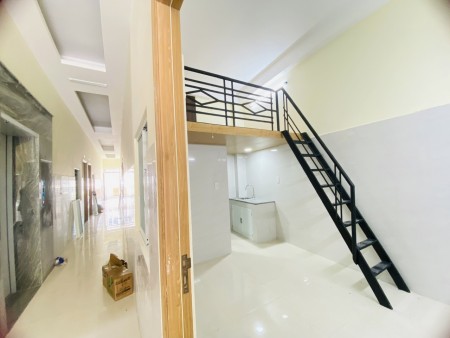 Phòng mới còn trống. Nội thất dầy đủ. Khu vực Chường Trinh gần ĐH Công Thương., 32m2