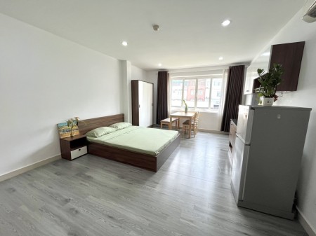 Studio rộng thoáng đủ nội thất có cửa sổ lớn tại Tân phong, Q7 giá rẻ Từ 5tr9 - 8tr gần Cresent Mall, 30m2
