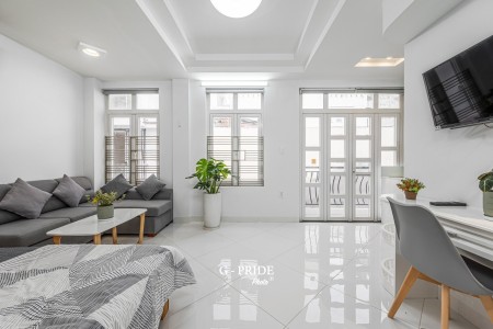 CHO THUÊ CHDV BAN CÔNG GẦN VINCOM QUẬN 1, 45m2