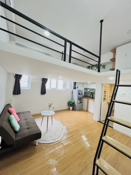 Hệ thống duplex full nội thất cửa sổ thoáng Quận 1, 35m2