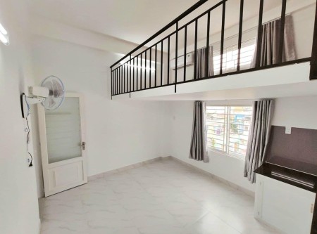 DULEX mới còn thơm mùi sơn giá chỉ 3TR, 25m2