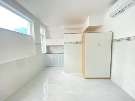Cho thuê phòng trọ sinh viên giá rẻ sát bên Lê Thị Hồng, p17, 28m2