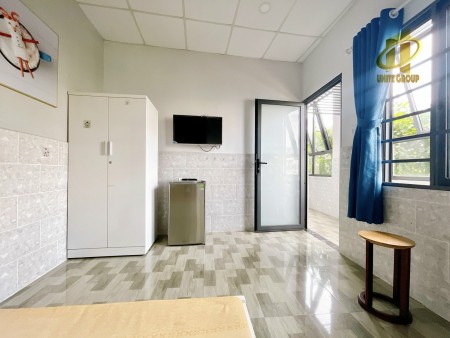 Căn studio tách bếp giá rẻ có bancon riêng full nội thất Tân Quy, Q7 Gần ĐH RMIT, ĐH TDT, LOTTE…, 30m2