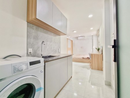 Căn hộ studio full nội thất khu vực đường Cộng Hòa quận Tân Bình, 30m2