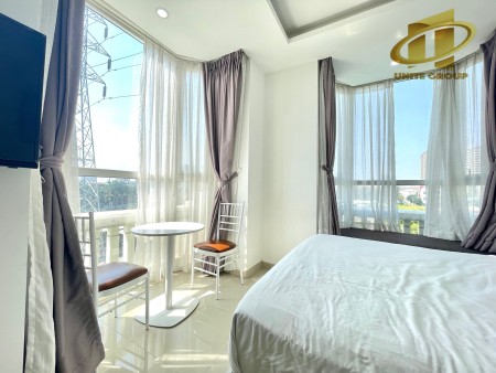 CHO THUÊ CĂN HỘ BAN CÔNG CỬA SỔ LỚN KẾ BÊN PHÚ MỸ HƯNG QUẬN 7, 30m2