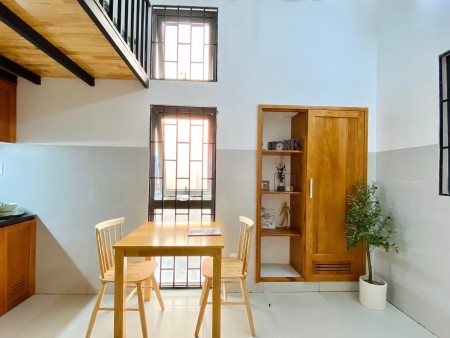 CHO THUÊ DUPLEX CỬA SỔ NGAY BÙI VĂN BA GẦN UFM, CẦU PHÚ MỸ, 25m2