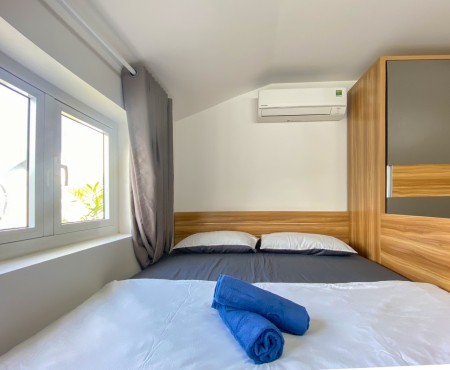 CĂN HỘ CÓ BAN CÔNG FULL NT CAO CẤP NGAY TẠI TRUNG TÂM QUẬN 7 , 35m2