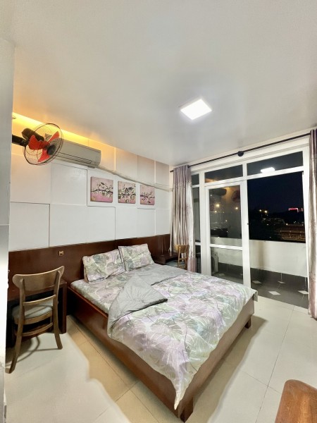 Sudio ban công rộng rãi giá rẻ đủ nội thất tại Tân phong, Q7 gần Cresent Mall, ĐH RMIT, ĐH TDT, SC…, 30m2