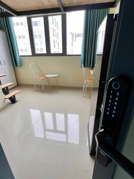 Cho thuê duplex cửa sổ đầy đủ tiện nghi gần chợ Lý Phục Man, 30m2