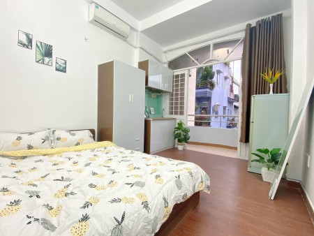 Cho Thuê CHDV, Studio, full nội thất, ban công lớn, siêu thoáng mát, Hai Bà Trưng, Q3, 30m2