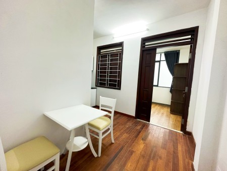 Cho thuê căn hộ 1PN, Trần Đình Xu Q1 gần ĐH Văn Lang, Bùi Viện, 40m2