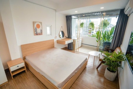 Căn hộ Studio ban công gần Lotte, Tdtu, RMIT Q7, gần Q4, Q8, Q1, 30m2