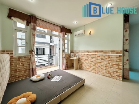 Căn Ban Công Siêu Rộng Giá Rẻ Hoàng Bật Đạt Gần Trung Tâm, 50m2