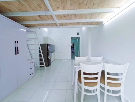 Duplex full nội thất ban công Quận 10, 35m2