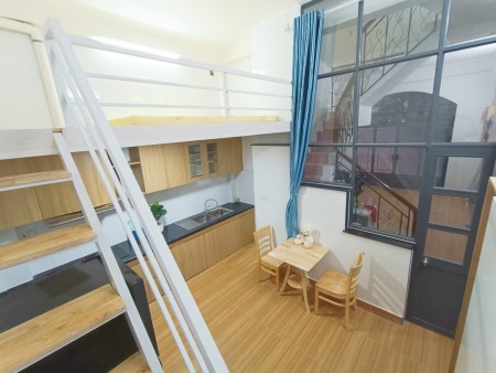 Căn Cửa Sổ Tách Bếp Lam Sơn gần trung tâm, 30m2