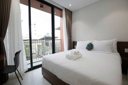 Cho thuê căn hộ 1PN ban công cửa sổ thoáng ngay ngã tư bảy hiền Tân Bình, 25m2
