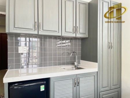 Trống lại phòng ban công gần ĐH SGU quận 1, 35m2