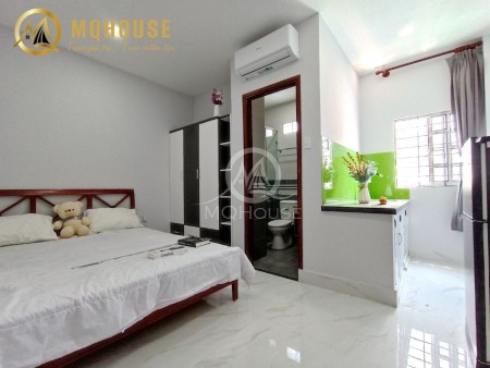 Căn hộ studio cửa sổ lớn gần Công viên Văn hóa Đầm Sen quận 11, 25m2
