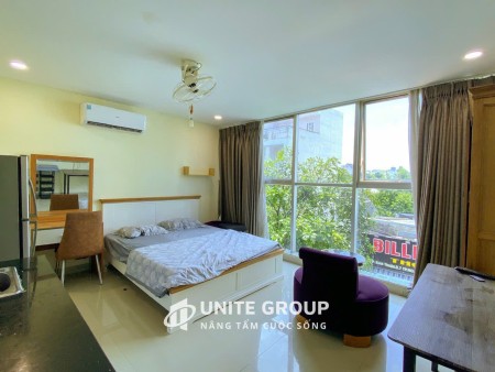 Studio bao kính full nội thất gần đh tài chính marketing, 30m2